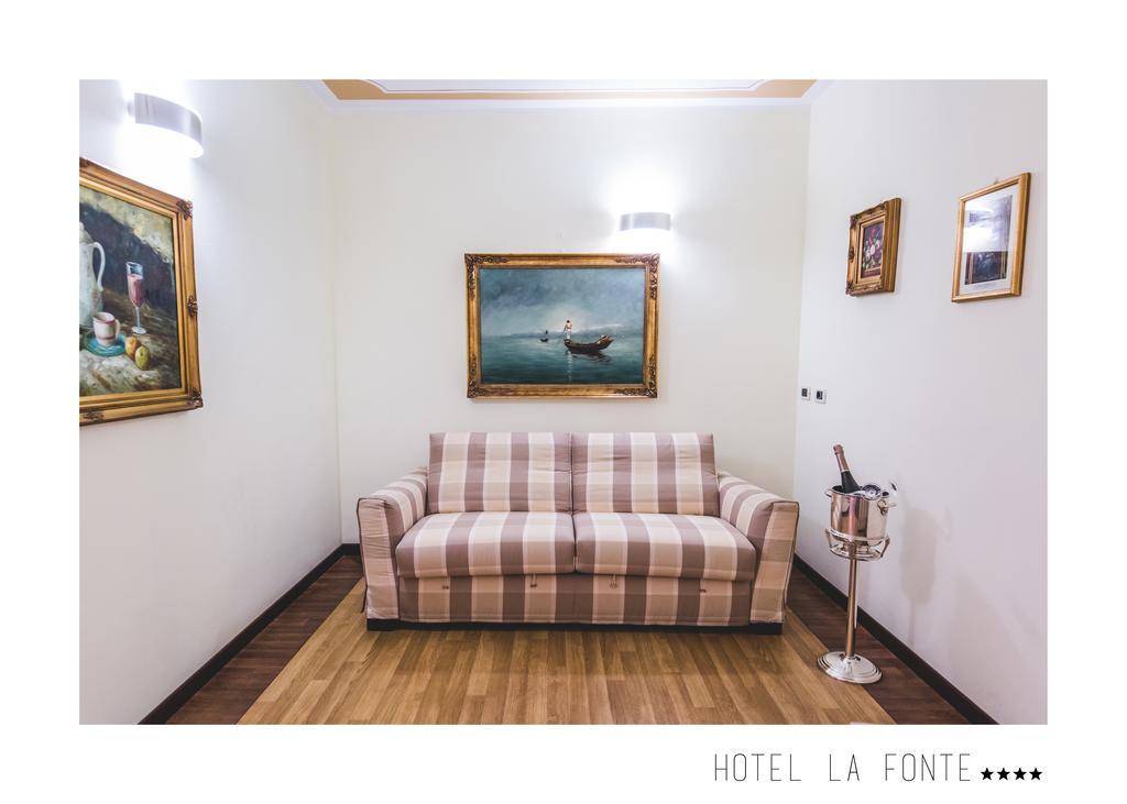 La Fonte Hotel Ome Exterior foto